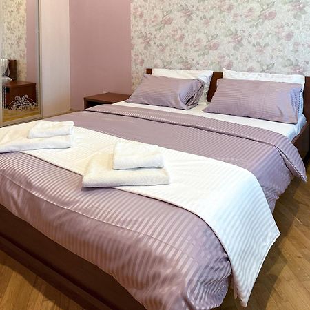 Grand Apartments On Rynok Square Лвив Екстериор снимка